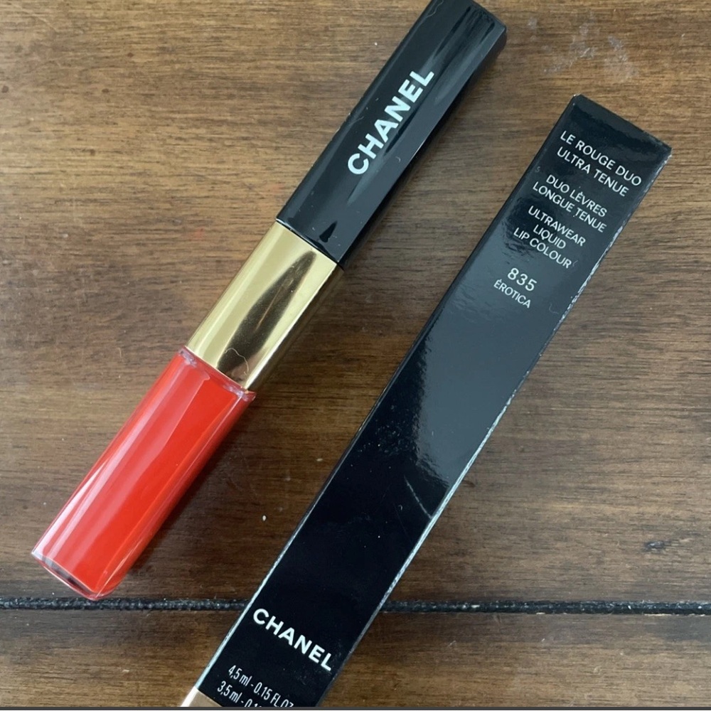 Chanel Ultrwear Liquid Lip Color + Gloss in “Erotica”NWT